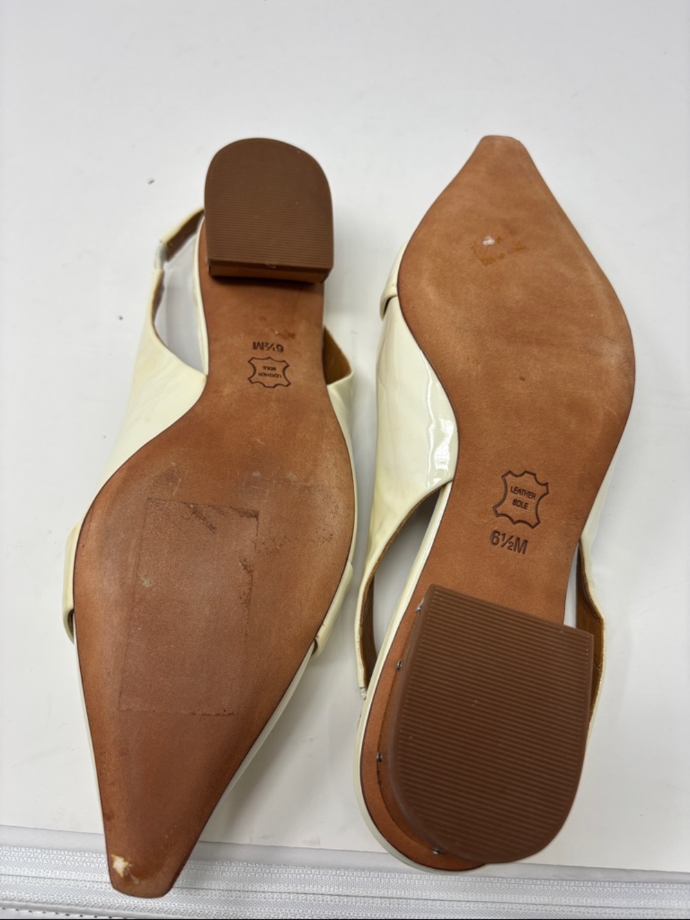 Tory Burch | Cream Patent Pointed Slingback Flats — 6.5 6.5M Dress Shoes - Picture 7 of 9